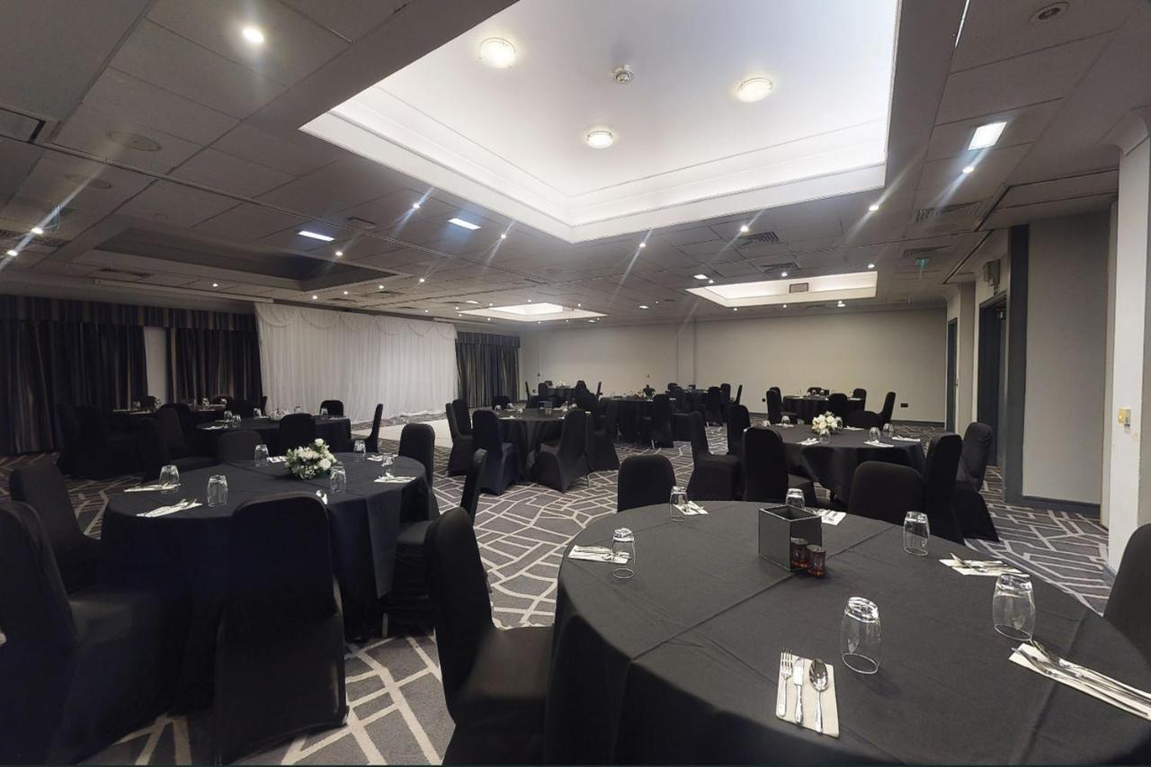Village Hotel Birmingham دادلي المظهر الخارجي الصورة